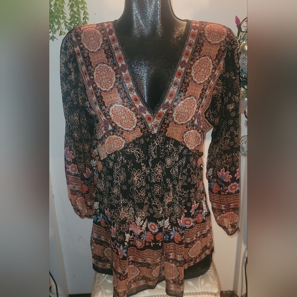 Rose & Olive Tops - Rose & Olive Boho Chic Long Sleeve Tunic S